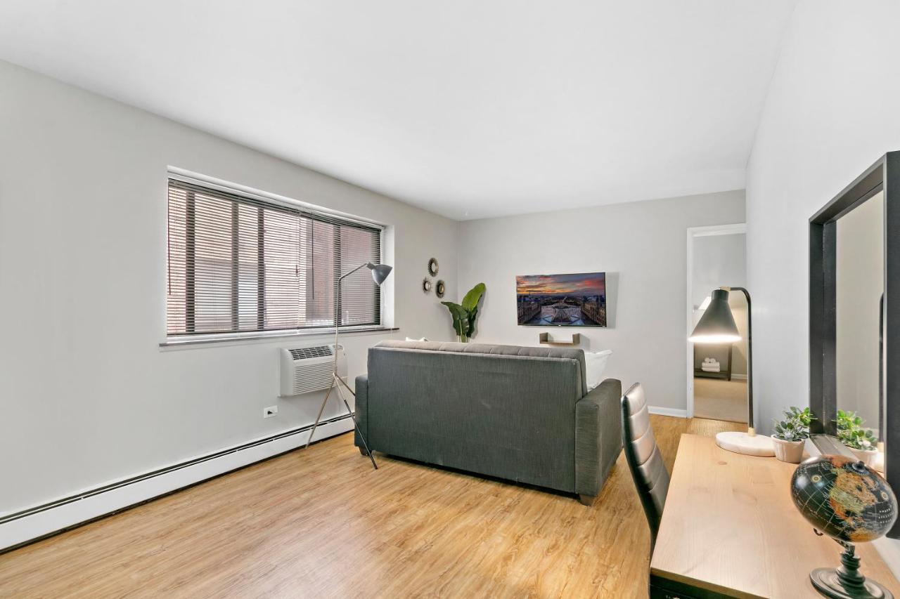 Stunning 1Br Apartment At Center Of Lakeview - Oakdale 211 Chicago Exteriör bild